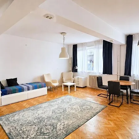Apartamento A Quiet In The Heart Of The Centre Sofía